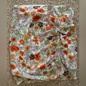VERONICA BEARD FLORAL MINI SKIRT
